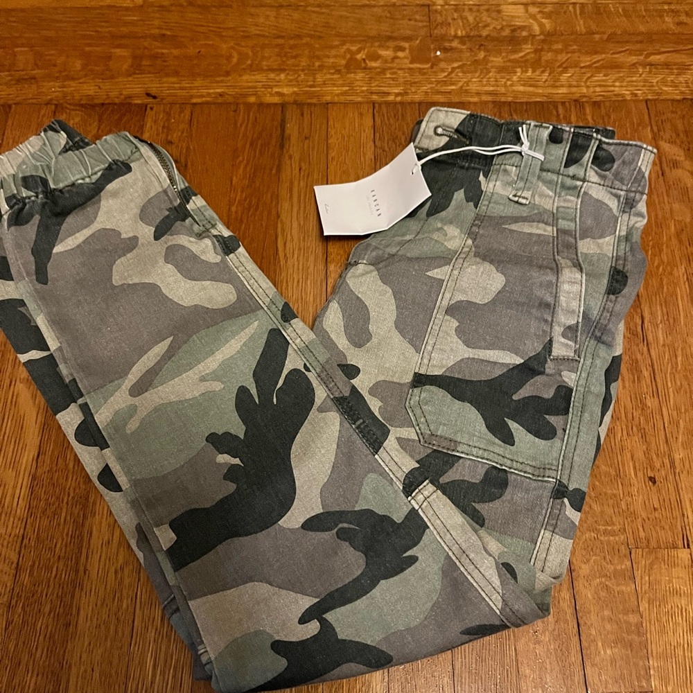 NET Kankan Cropped Army Pants